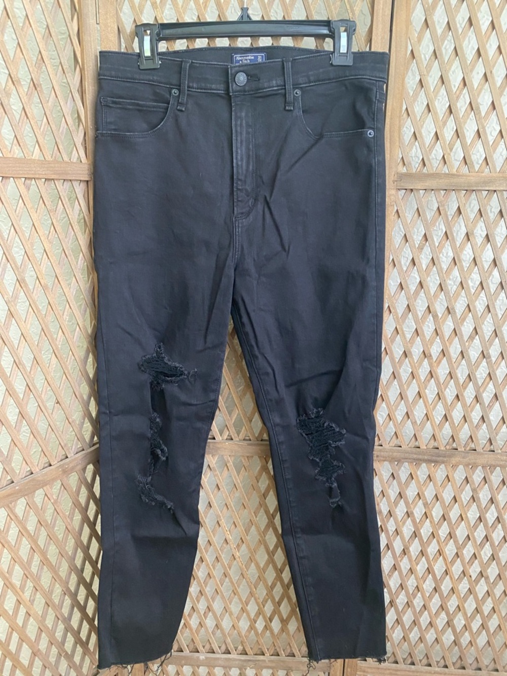 Abercrombie & Fitch Black Ripped Skinny Jeans